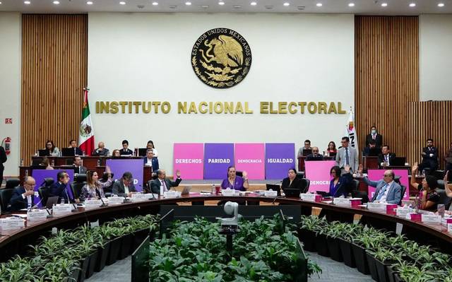 Partidos políticos firman compromiso ante el INE de cero tolerancias a violadores y deudores alimentarios
