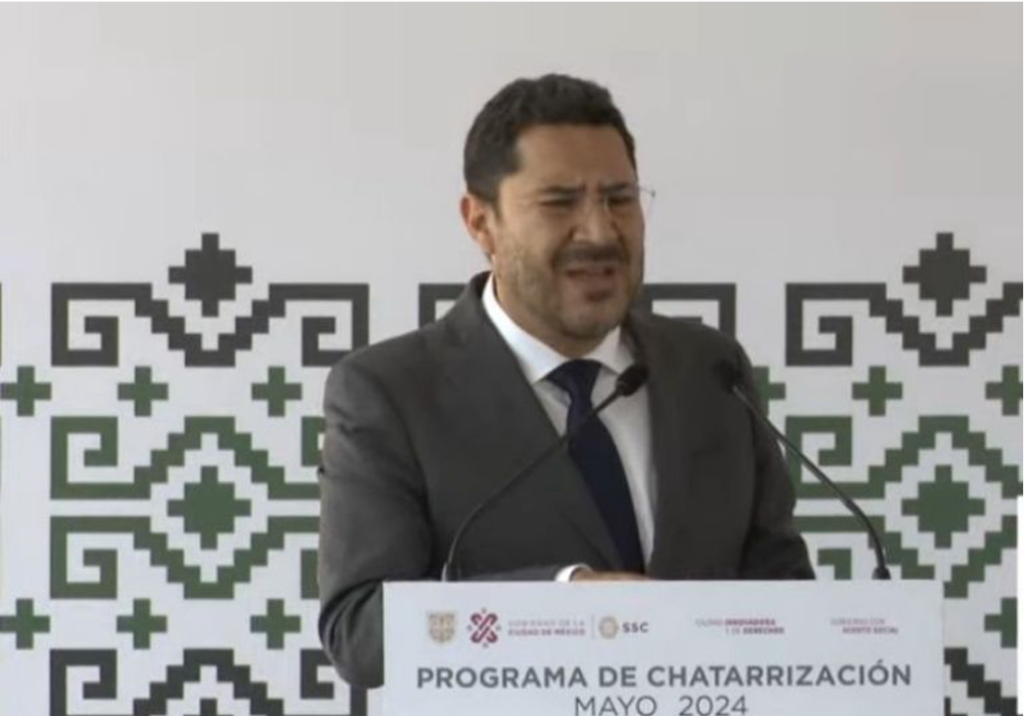 Martí Batres lanza programa de Chatarrización 2024: Retirados más de 33 mil vehículos