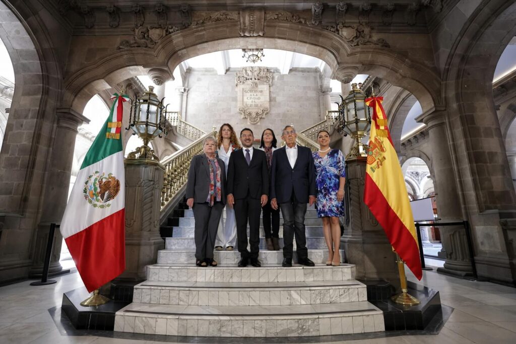 Construcción de memorial en sede de la República Española en México, anuncia Martí Batres